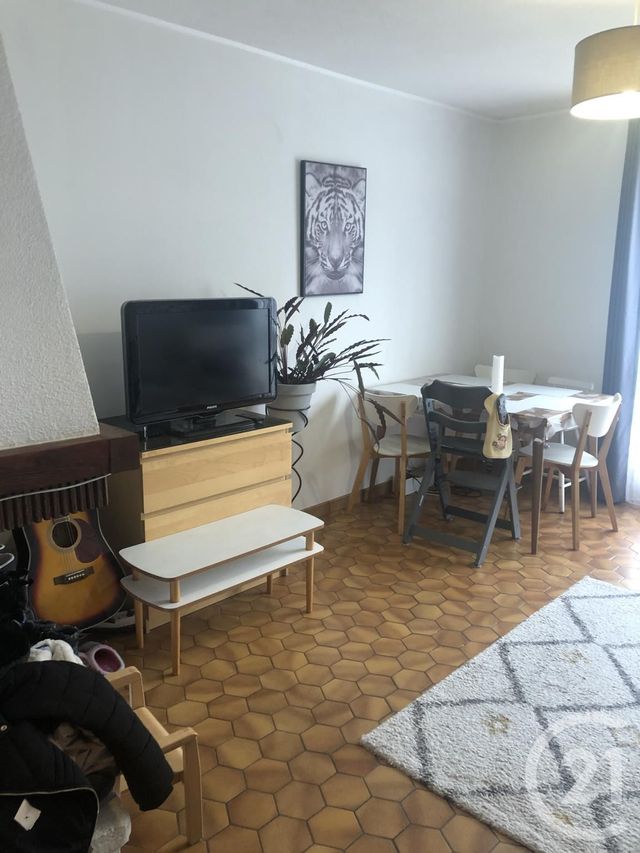 Appartement F3 à vendre - 3 pièces - 62.19 m2 - BROU SUR CHANTEREINE - 77 - ILE-DE-FRANCE - Century 21 Victoire Immobilier