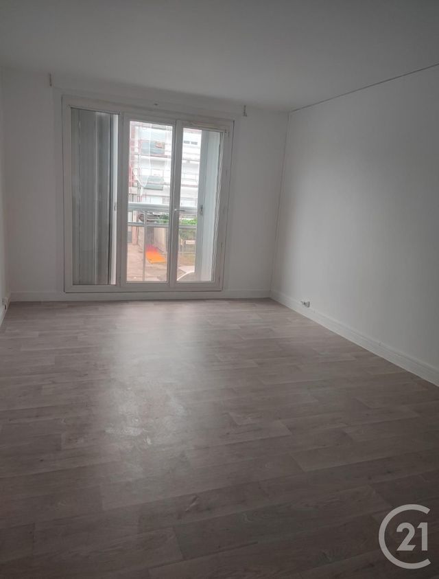 Appartement F2 à louer - 2 pièces - 39.8 m2 - GAGNY - 93 - ILE-DE-FRANCE - Century 21 Victoire Immobilier