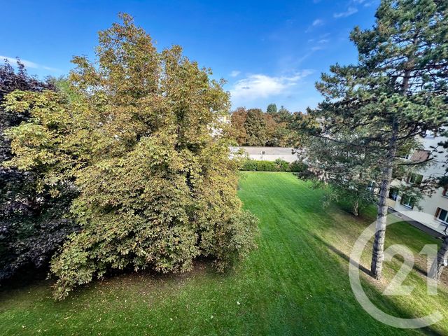Appartement F4 à vendre - 4 pièces - 73.0 m2 - BROU SUR CHANTEREINE - 77 - ILE-DE-FRANCE - Century 21 Victoire Immobilier