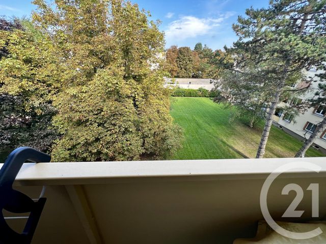 Appartement F4 à vendre - 4 pièces - 73.0 m2 - BROU SUR CHANTEREINE - 77 - ILE-DE-FRANCE - Century 21 Victoire Immobilier