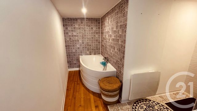 Appartement F6 à vendre - 6 pièces - 120.32 m2 - COUILLY PONT AUX DAMES - 77 - ILE-DE-FRANCE - Century 21 Victoire Immobilier