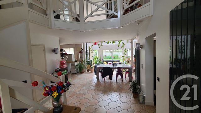 maison à vendre - 7 pièces - 190.0 m2 - BROU SUR CHANTEREINE - 77 - ILE-DE-FRANCE - Century 21 Victoire Immobilier