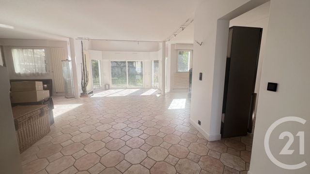 maison à vendre - 7 pièces - 190.0 m2 - BROU SUR CHANTEREINE - 77 - ILE-DE-FRANCE - Century 21 Victoire Immobilier