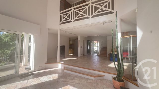 maison à vendre - 7 pièces - 190.0 m2 - BROU SUR CHANTEREINE - 77 - ILE-DE-FRANCE - Century 21 Victoire Immobilier