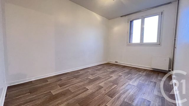 Appartement F3 à louer - 3 pièces - 61.25 m2 - BROU SUR CHANTEREINE - 77 - ILE-DE-FRANCE - Century 21 Victoire Immobilier
