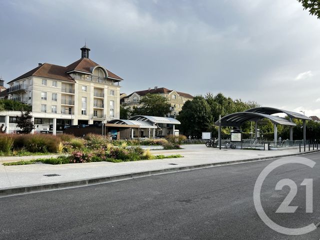 Appartement F4 à vendre - 4 pièces - 77.32 m2 - BUSSY ST GEORGES - 77 - ILE-DE-FRANCE - Century 21 Victoire Immobilier