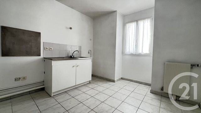 Appartement F4 à vendre - 4 pièces - 77.32 m2 - BUSSY ST GEORGES - 77 - ILE-DE-FRANCE - Century 21 Victoire Immobilier