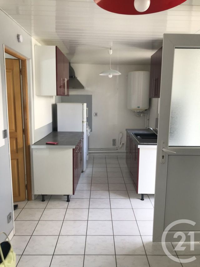Appartement F2 à louer - 3 pièces - 42.7 m2 - VAIRES SUR MARNE - 77 - ILE-DE-FRANCE - Century 21 Victoire Immobilier