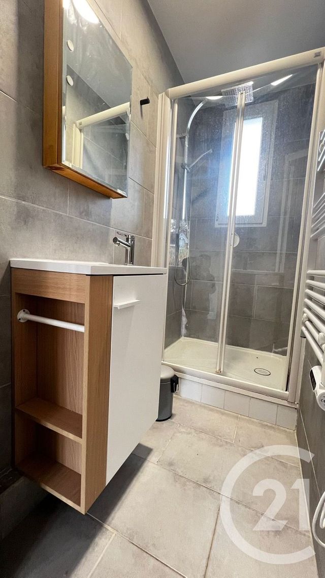 maison à louer - 5 pièces - 82.0 m2 - VAIRES SUR MARNE - 77 - ILE-DE-FRANCE - Century 21 Victoire Immobilier