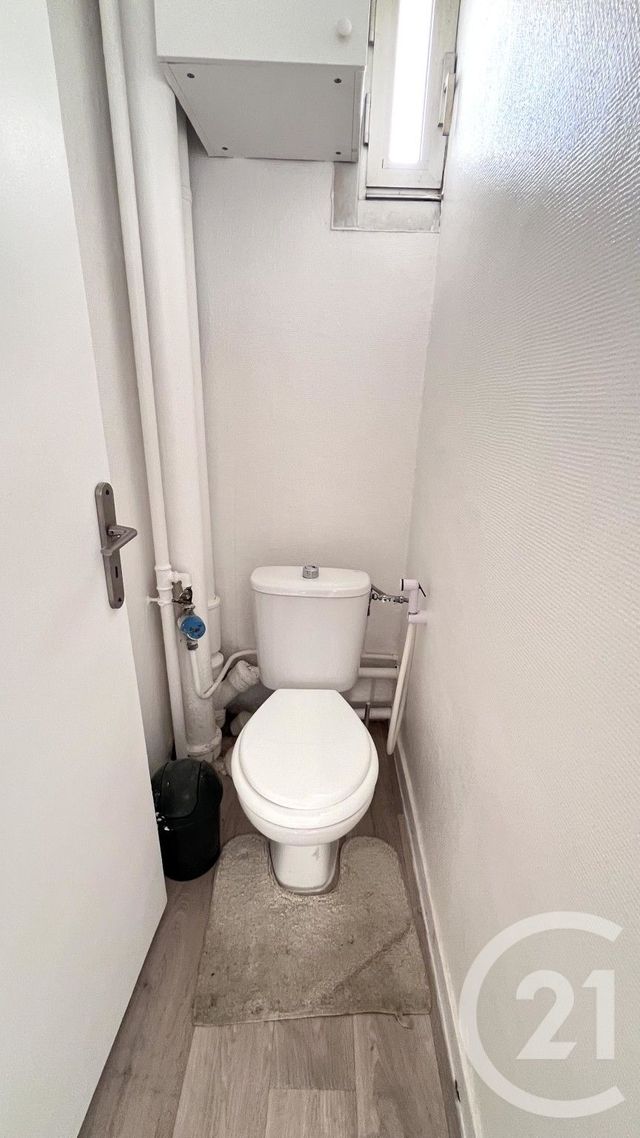 Appartement F2 à vendre - 2 pièces - 39.82 m2 - GAGNY - 93 - ILE-DE-FRANCE - Century 21 Victoire Immobilier