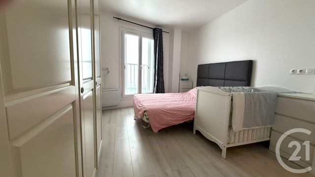 Appartement F4 à vendre - 4 pièces - 80.02 m2 - TORCY - 77 - ILE-DE-FRANCE - Century 21 Victoire Immobilier