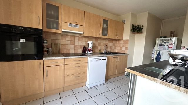 Appartement F4 à vendre - 4 pièces - 84.68 m2 - VAIRES SUR MARNE - 77 - ILE-DE-FRANCE - Century 21 Victoire Immobilier