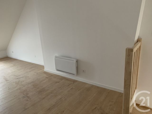 Appartement Duplex à vendre - 2 pièces - 36.79 m2 - LAMORLAYE - 60 - PICARDIE - Century 21 Victoire Immobilier