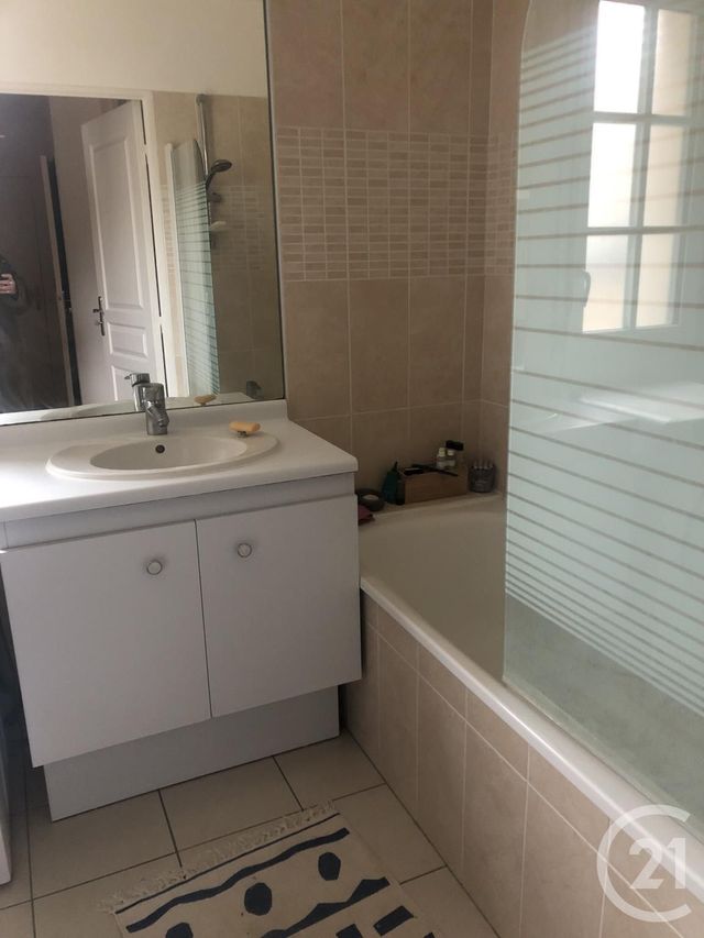 Appartement F3 à louer - 3 pièces - 64.53 m2 - VAIRES SUR MARNE - 77 - ILE-DE-FRANCE - Century 21 Victoire Immobilier