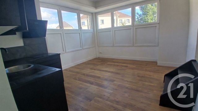 Appartement F3 à vendre - 3 pièces - 54.4 m2 - COULOMMIERS - 77 - ILE-DE-FRANCE - Century 21 Victoire Immobilier