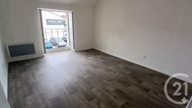 Appartement F3 à vendre - 3 pièces - 59.3 m2 - COULOMMIERS - 77 - ILE-DE-FRANCE - Century 21 Victoire Immobilier