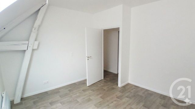 Appartement F3 à vendre - 3 pièces - 59.3 m2 - COULOMMIERS - 77 - ILE-DE-FRANCE - Century 21 Victoire Immobilier