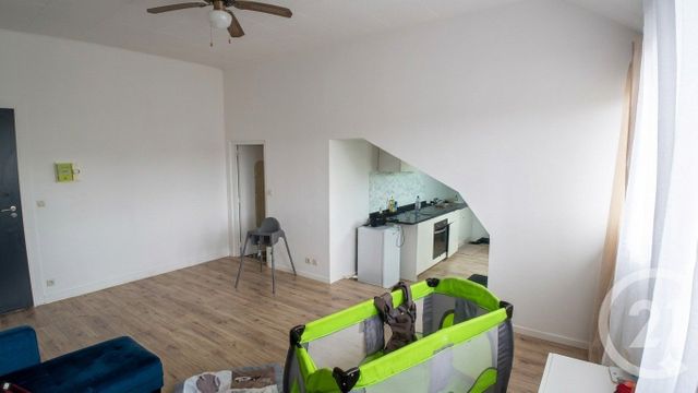 Appartement F2 à vendre - 2 pièces - 43.3 m2 - COULOMMIERS - 77 - ILE-DE-FRANCE - Century 21 Victoire Immobilier
