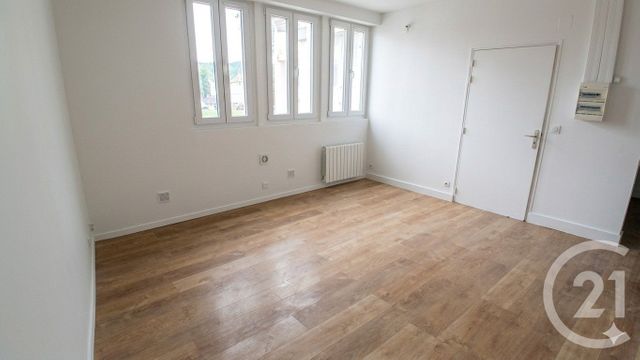 Appartement F2 à vendre - 2 pièces - 43.5 m2 - COULOMMIERS - 77 - ILE-DE-FRANCE - Century 21 Victoire Immobilier