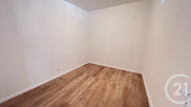 Appartement F2 à vendre - 2 pièces - 43.5 m2 - COULOMMIERS - 77 - ILE-DE-FRANCE - Century 21 Victoire Immobilier