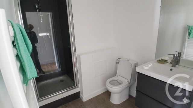 Appartement F2 à vendre - 2 pièces - 43.5 m2 - COULOMMIERS - 77 - ILE-DE-FRANCE - Century 21 Victoire Immobilier