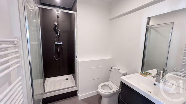 Appartement F2 à vendre - 2 pièces - 43.5 m2 - COULOMMIERS - 77 - ILE-DE-FRANCE - Century 21 Victoire Immobilier