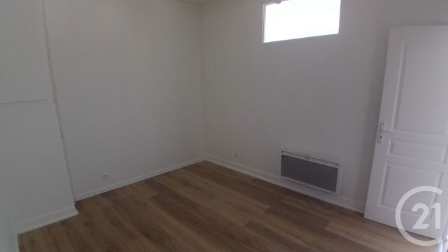 Appartement F2 à vendre - 2 pièces - 48.4 m2 - COULOMMIERS - 77 - ILE-DE-FRANCE - Century 21 Victoire Immobilier