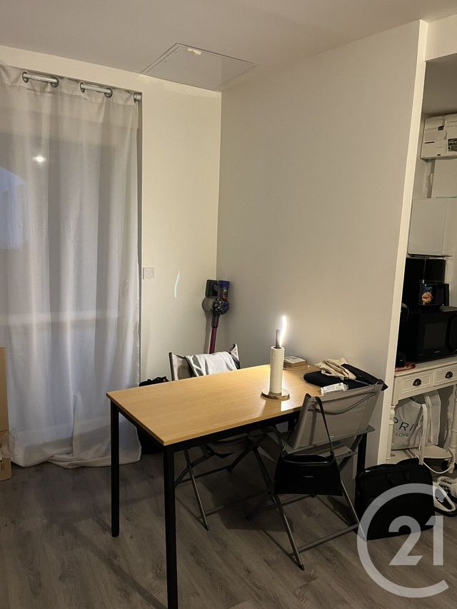 Appartement F1 à louer - 1 pièce - 27.8 m2 - COUILLY PONT AUX DAMES - 77 - ILE-DE-FRANCE - Century 21 Victoire Immobilier