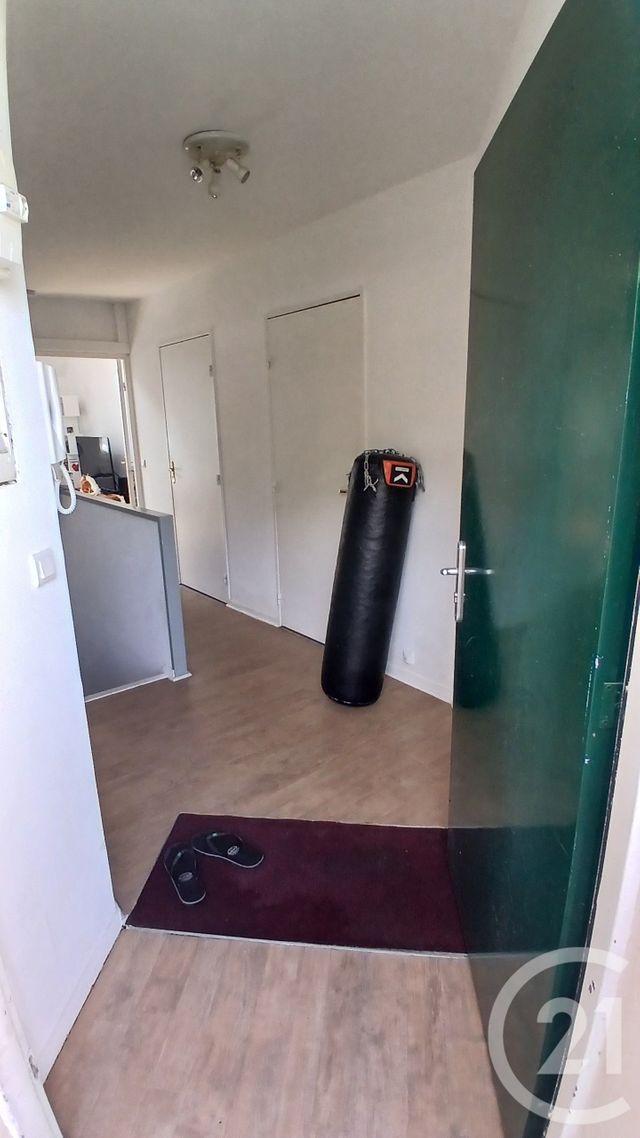 Appartement Duplex à louer - 4 pièces - 92.01 m2 - MEAUX - 77 - ILE-DE-FRANCE - Century 21 Victoire Immobilier