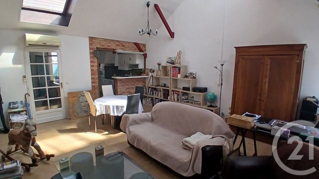 Appartement Duplex à louer - 4 pièces - 92.01 m2 - MEAUX - 77 - ILE-DE-FRANCE - Century 21 Victoire Immobilier