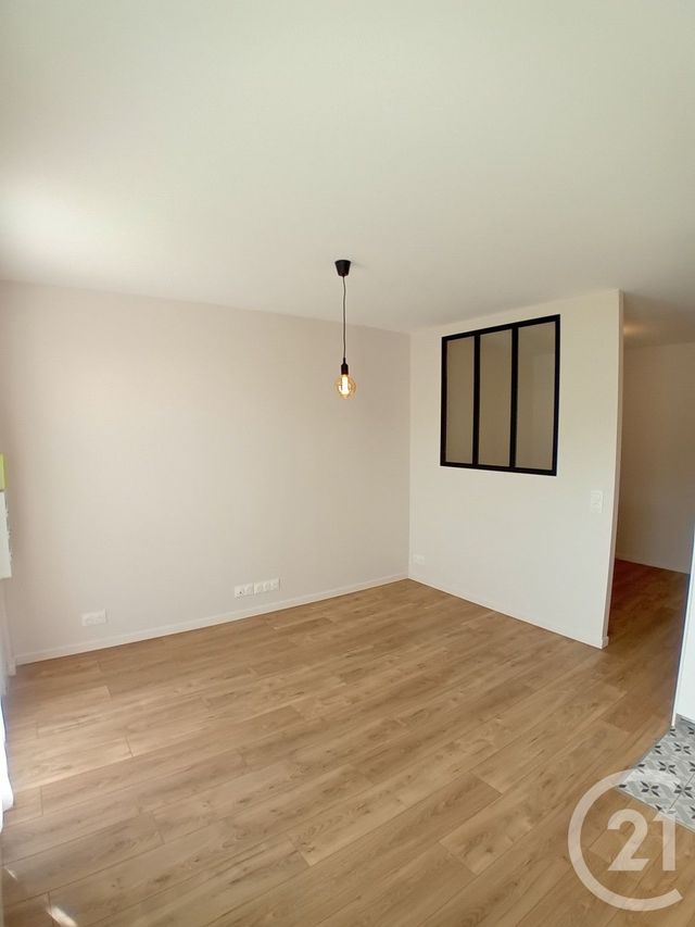 Appartement F2 à louer - 2 pièces - 27.04 m2 - COUILLY PONT AUX DAMES - 77 - ILE-DE-FRANCE - Century 21 Victoire Immobilier