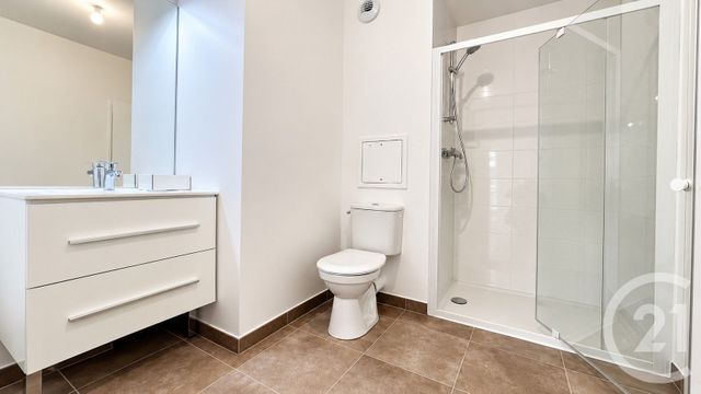 Appartement F2 à vendre - 2 pièces - 39.6 m2 - CHELLES - 77 - ILE-DE-FRANCE - Century 21 Victoire Immobilier