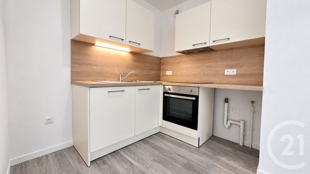 Appartement F2 à vendre - 2 pièces - 39.6 m2 - CHELLES - 77 - ILE-DE-FRANCE - Century 21 Victoire Immobilier